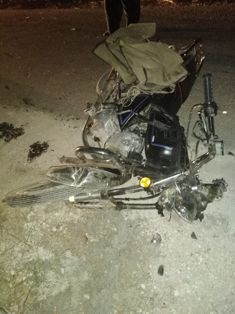 وفاة عشريني و إصابة شخصين بحادث تصادم دراجتين ناريتين في الشونه الشمالية.