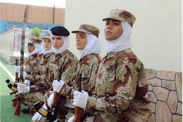 لأول مرة في تاريخها.. السماح للنساء بالالتحاق بالجيش السعودي