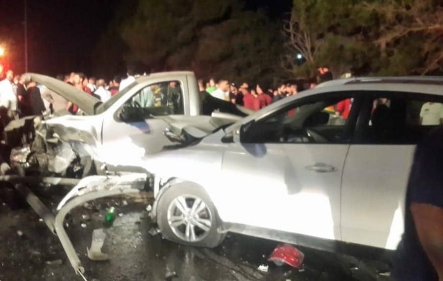 وفاة (3) اشخاص وإصابة اثنين آخرين إثر حادث تصادم على طريق ياجوز