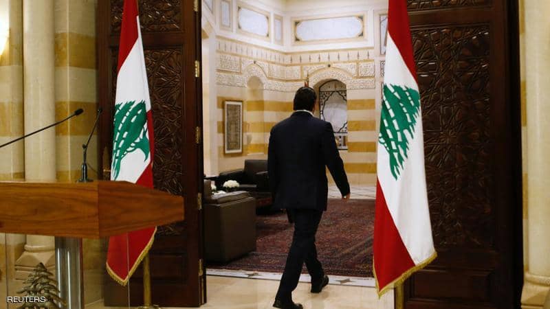 صحيفة: استقالة الحريري دفعت لبنان إلى وضع خطير