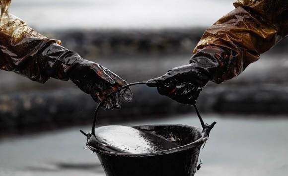 تحذير من تداعيات وقف إنتاج النفط في ليبيا