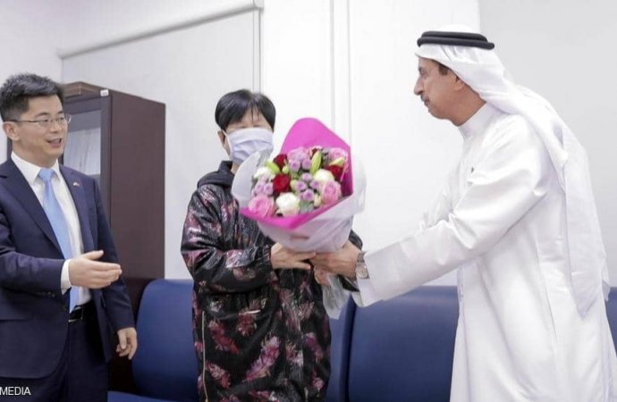 الإمارات تعلن شفاء أول حالة مصابة بفيروس كورونا