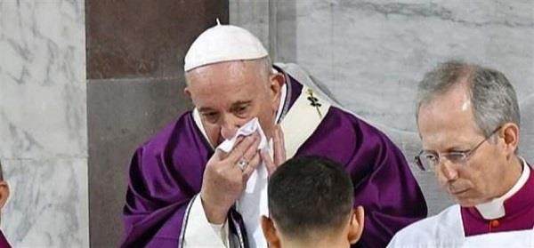 التحاليل الطبية تؤكد عدم إصابة البابا فرنسيس بفيروس كورونا