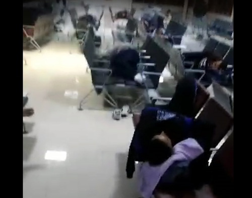 بالفيديو..  120  مسافر مصري يفترشون قاعات مطار الملكة علياء منذ 3 أيام
