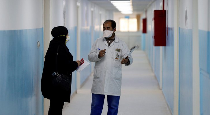 زريقات يكشف: اصابة ممرضة أردنية في مستشفى البشير بـ كورونا قدمت من فلسطين قبل أيام