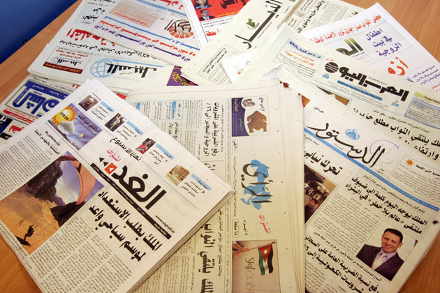 نقابة الصحفيين” تستهجن تجاهل الحكومة لأزمة الصحف الورقية