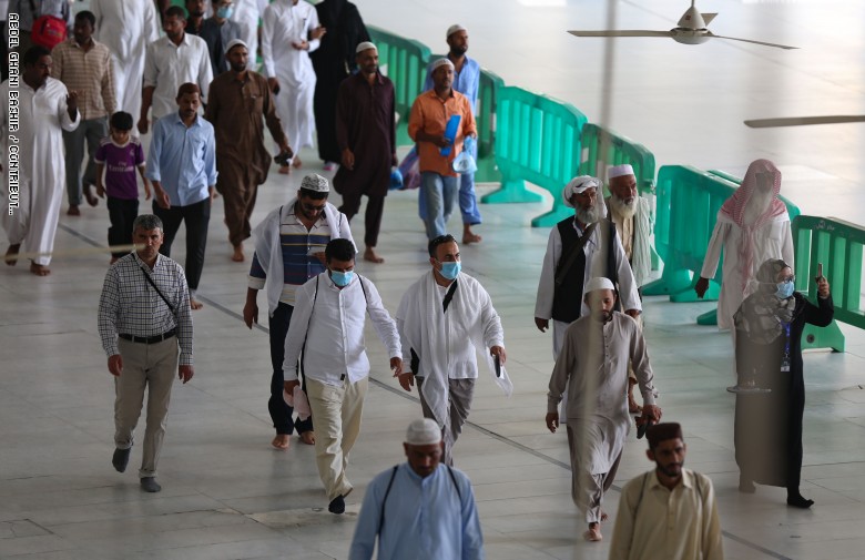 السعودية : تسجيل 5 وفيات جديدة بالكورونا و1132 إصابة جديدة