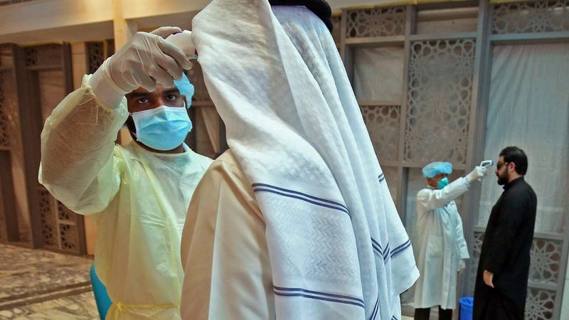 الكويت: تسجيل 215 إصابة جديدة بفيروس كورونا