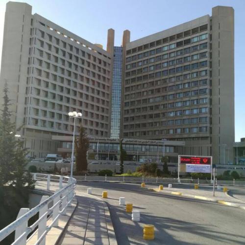 مغادرة جميع الحالات المصابة بفيروس كورونا مستشفى الملك المؤسس في إربد