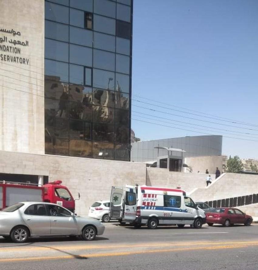بالصور...وفاة فتاة اثر سقوطها من احدى البنايات التابعة لامانة عمان