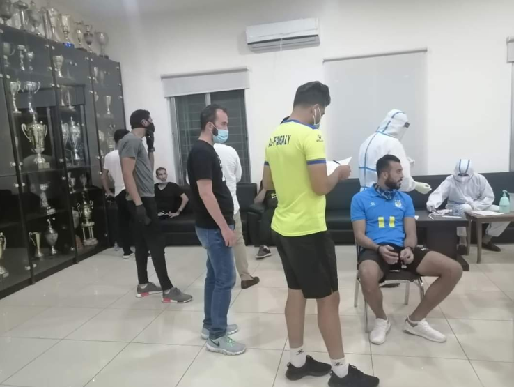 3 من اللاعبين المصابين بكورونا في الفيصلي يؤكدون نتيجة فحصهم