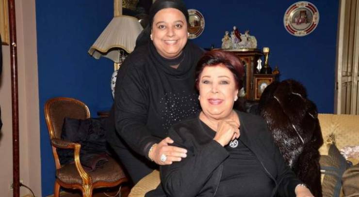 ابنة رجاء الجداوي تكشف عن تصرف غريب قامت به والدتها قبل وفاتها