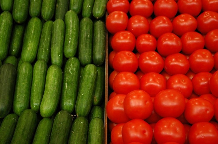 حماية المستهلك: ارتفاع أسعار البندورة والخيار وبعض الخضراوات بشكل مبالغ فيه