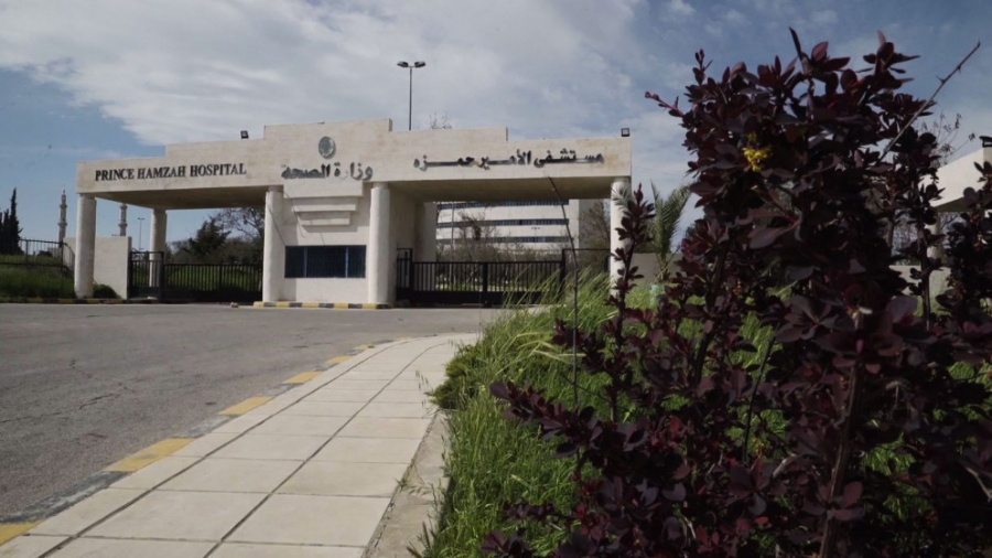 10 مصابين بكورونا وضعهم الصحي «خطر إلى خطر جدا» في مستشفى الأمير حمزة