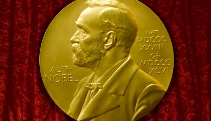 ما المبلغ الذي يحصل عليه الفائز بجائزة نوبل؟