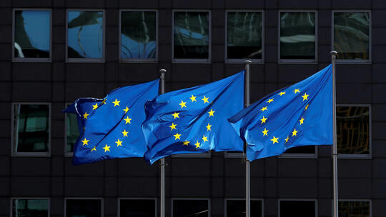 الاتحاد الأوروبي يشكل مكتبا لإدارة الديون