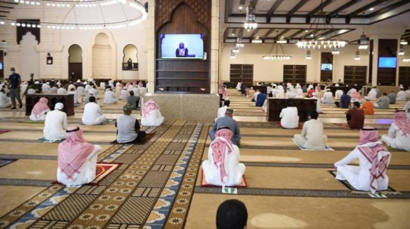 الحكومة: الوصول الى المساجد لأداء صلاة الجمعة سيرا على الاقدام ولمدة ساعة