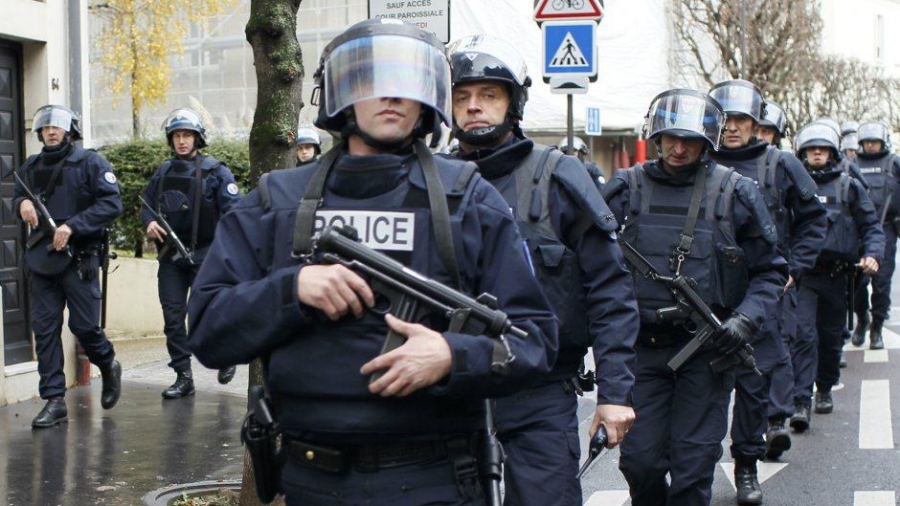 فرنسا ترفع درجة التأهب الأمني لأعلى مستوى