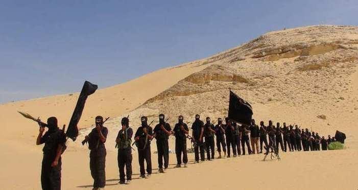 قتيل و3 جرحى جراء تفجير تبناه داعش في سيناء
