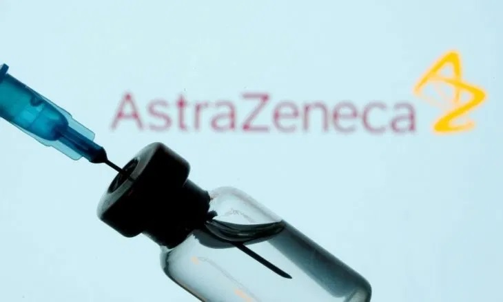 أسترازينيكا ترفض تقارير عن انخفاض فعالية لقاحها بين كبار السن