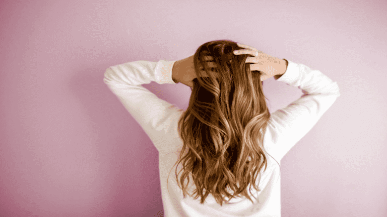 3 حلول عشبية لتساقط الشعر مدعومة بالأدلة!