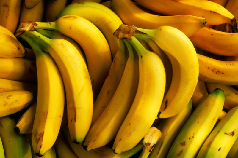 الزراعة تقرر منح رخص استيراد الموز لكافة المتقدمين