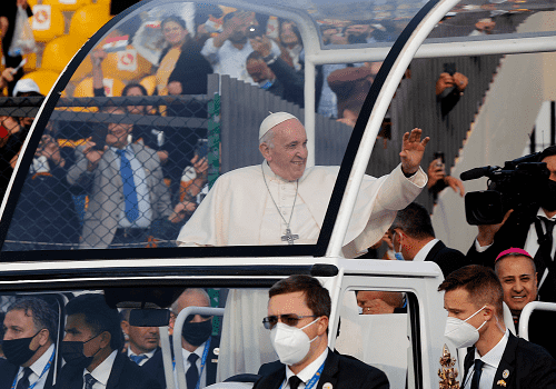 البابا: العراق باق معي وفي قلبي
