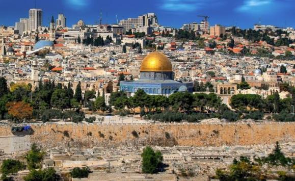 محافظ القدس: استخدام وثائق الأردن لمواجهة الاستيطان