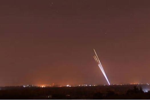 الجيش الإسرائيلي: سقوط صاروخ من سوريا على النقب