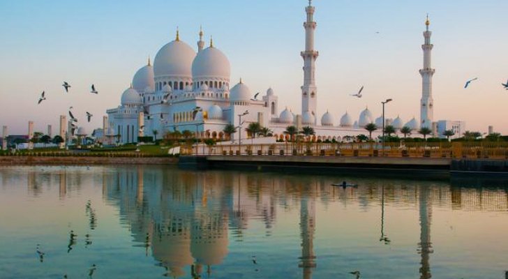 الإمارات تسمح بإقامة التهجد في المساجد بما لا يتجاوز 30 دقيقة