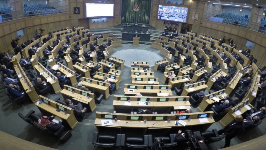 مجلس النواب يستكمل اليوم مناقشة قرارات لجانه حول مشاريع قوانين