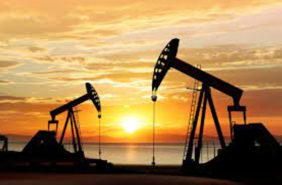 أسعار النفط ترتفع بعد هبوط حاد في مخزونات الخام الأميركية