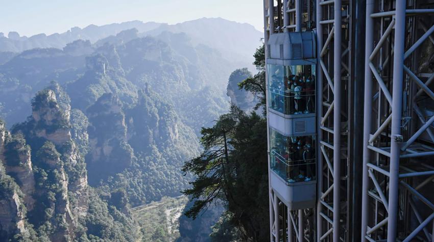 شاهد بالصور...أعلى مصعد كهربائي خارجي في العالم