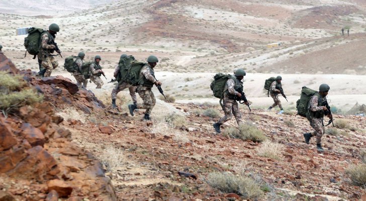 الجيش يلقي القبض على شخصين حاولا التسلل من سوريا إلى الأردن