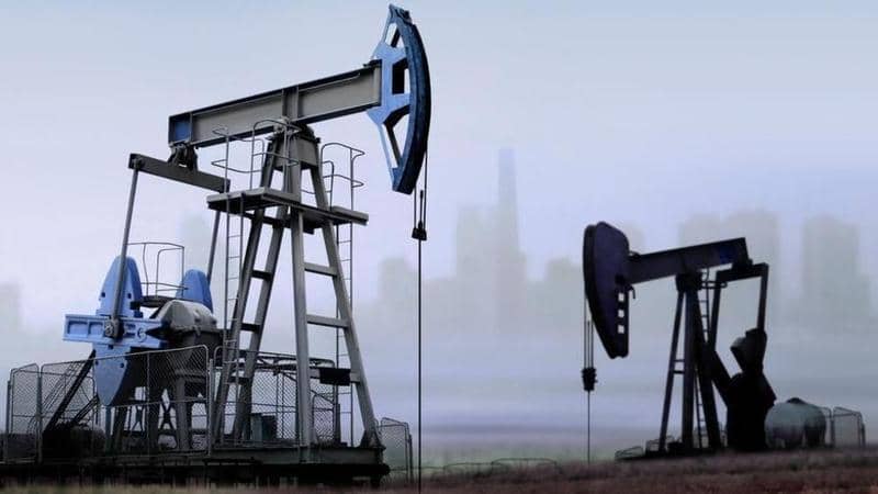 النفط يتجاوز 72 دولارا للبرميل للمرة الأولى منذ 2019