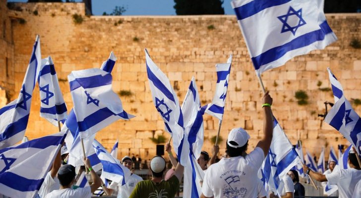حماس: مسيرة الأعلام الإسرائيلية انفجار لمعركة جديدة للدفاع عن القدس والأقصى
