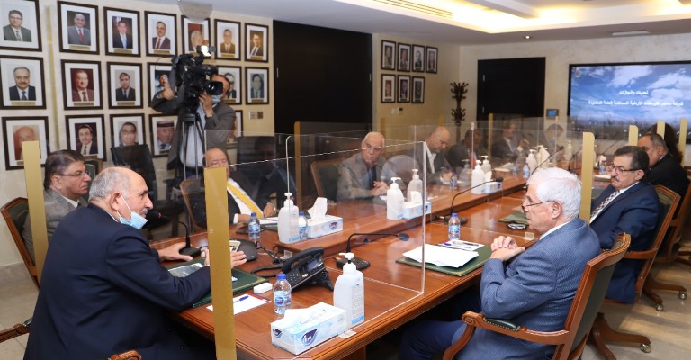 لجنة الطاقة والثروة المعدنية في مجلس الأعيان تطلع على واقع وإنجازات شركة مناجم الفوسفات الأردنية