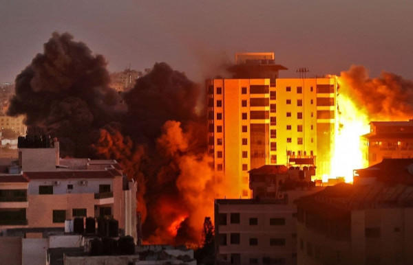 طائرات الاحتلال تقصف أهدافا داخل غزة