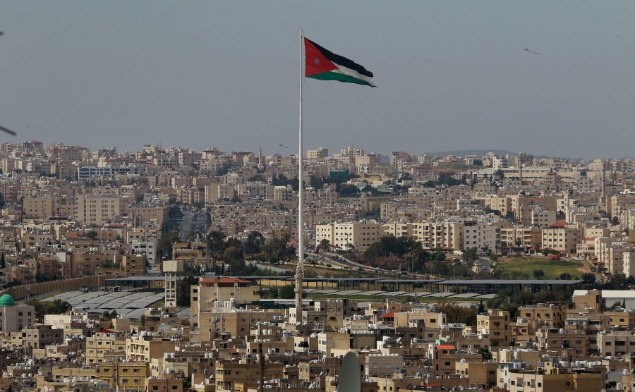 استطلاع: 54 من الأردنيين يرون أن الانتخابات غير نزيهة و68 ضد تخصيص مقاعد للأحزاب