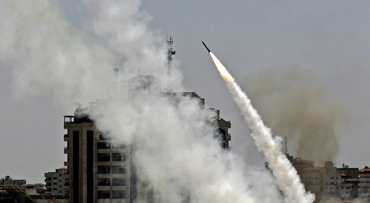 الاحتلال يحذر من إمكانية اطلاق صواريخ من غزة