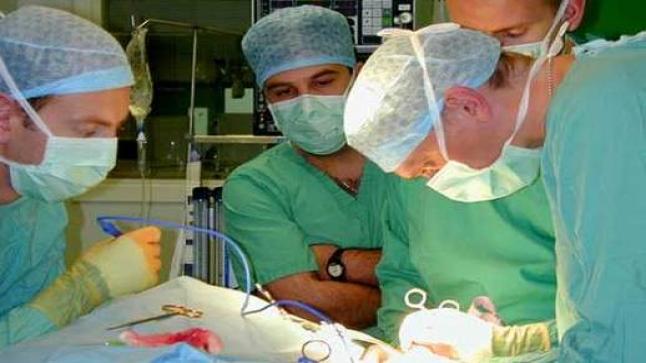 إنقاذ جنين من التفاف الحبل السري في مستشفى معاذ بن جبل الحكومي