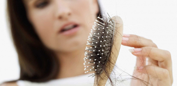 مواد قد يؤدي نقصها في الجسم إلى تساقط الشعر