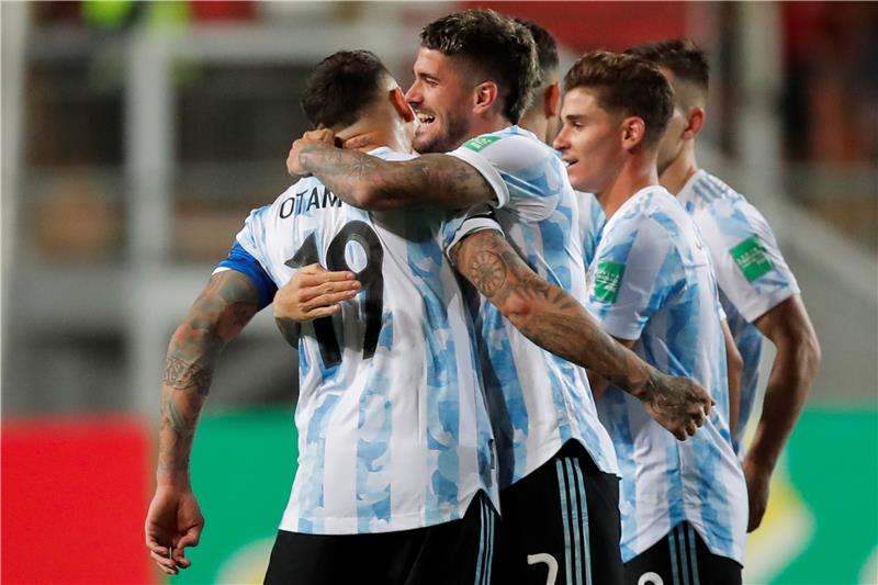 الأرجنتين تتخطى تشيلي في تصفيات كأس العالم