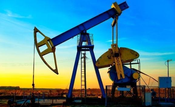 النفط يرتفع بفعل حظر أوروبي محتمل للخام الروسي