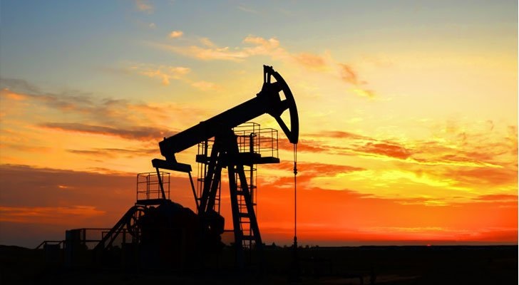 ارتفاع النفط وتراجع الذهب عالميا