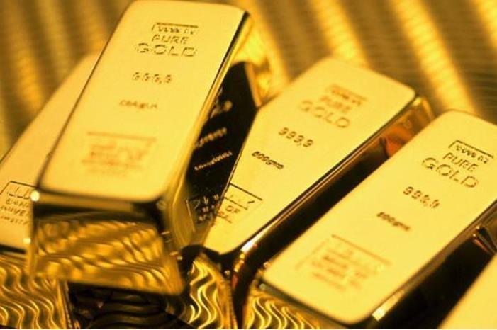 الذهب ينخفض عالمياً بعد رفع أسعار الفائدة