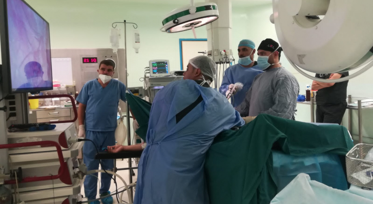 عملية جراحية نوعية لاستئصال الزايدة في مستشفى البادية
