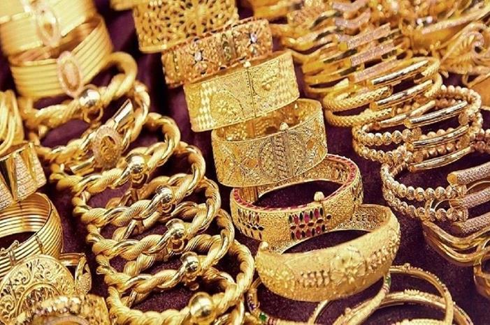 نقيب المجوهرات يوضح اسباب الانخفاض الكبير على اسعار الذهب محلياً
