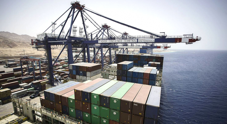 ارتفاع صادرات صناعة عمان 61 بالمئة بالنصف الأول