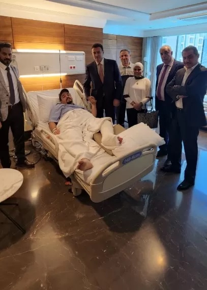 بالصور...النائب أندريه الحواري يجري عملية جراحية في عمان